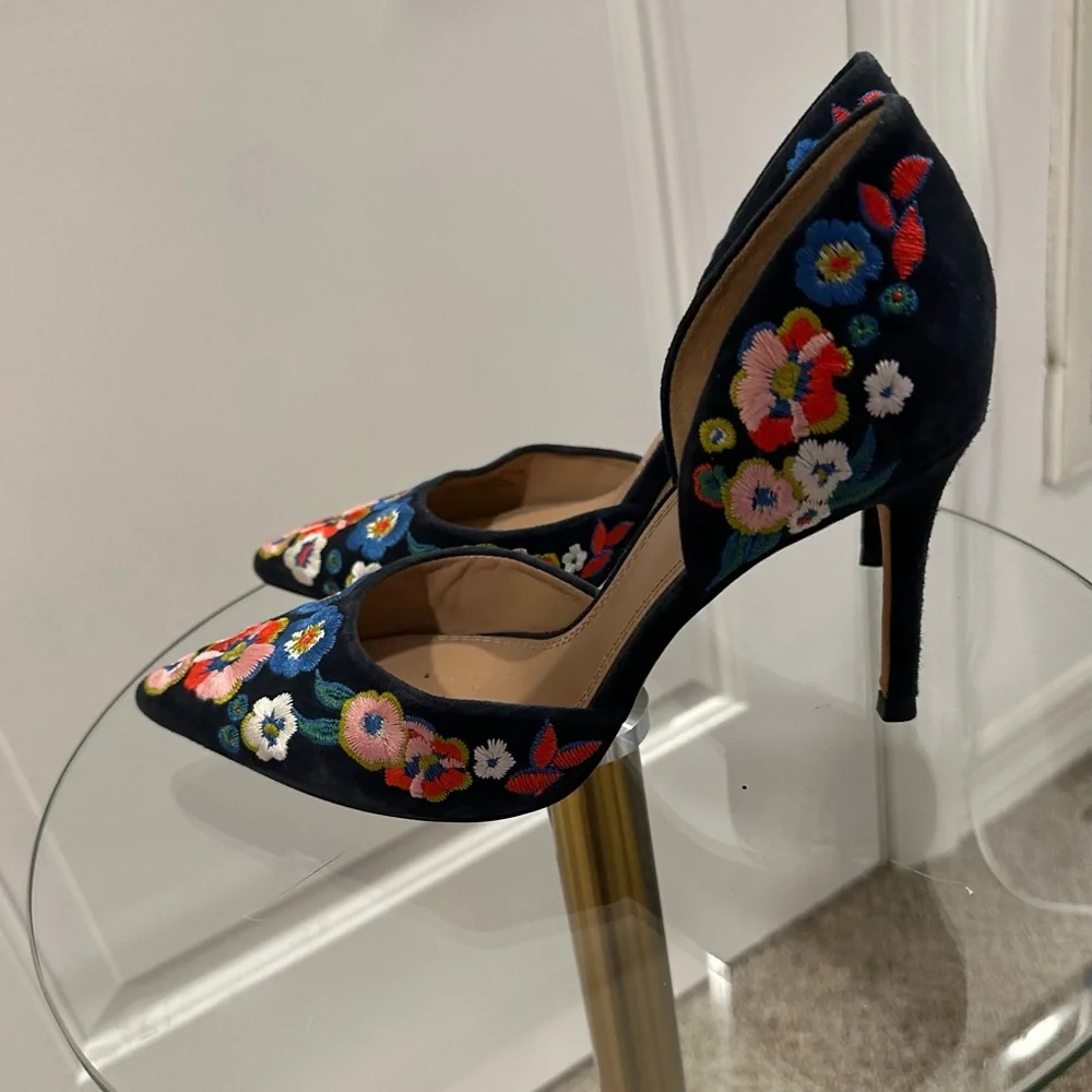 Tory Burch Rosemont Embroidered d'Orsay Pump Heels in Navy Blue, size 6.5